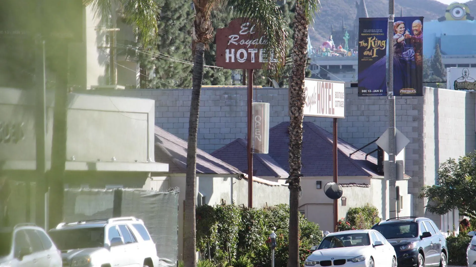 El Royale Gardens Near Universal Studios Hotel Los Angeles